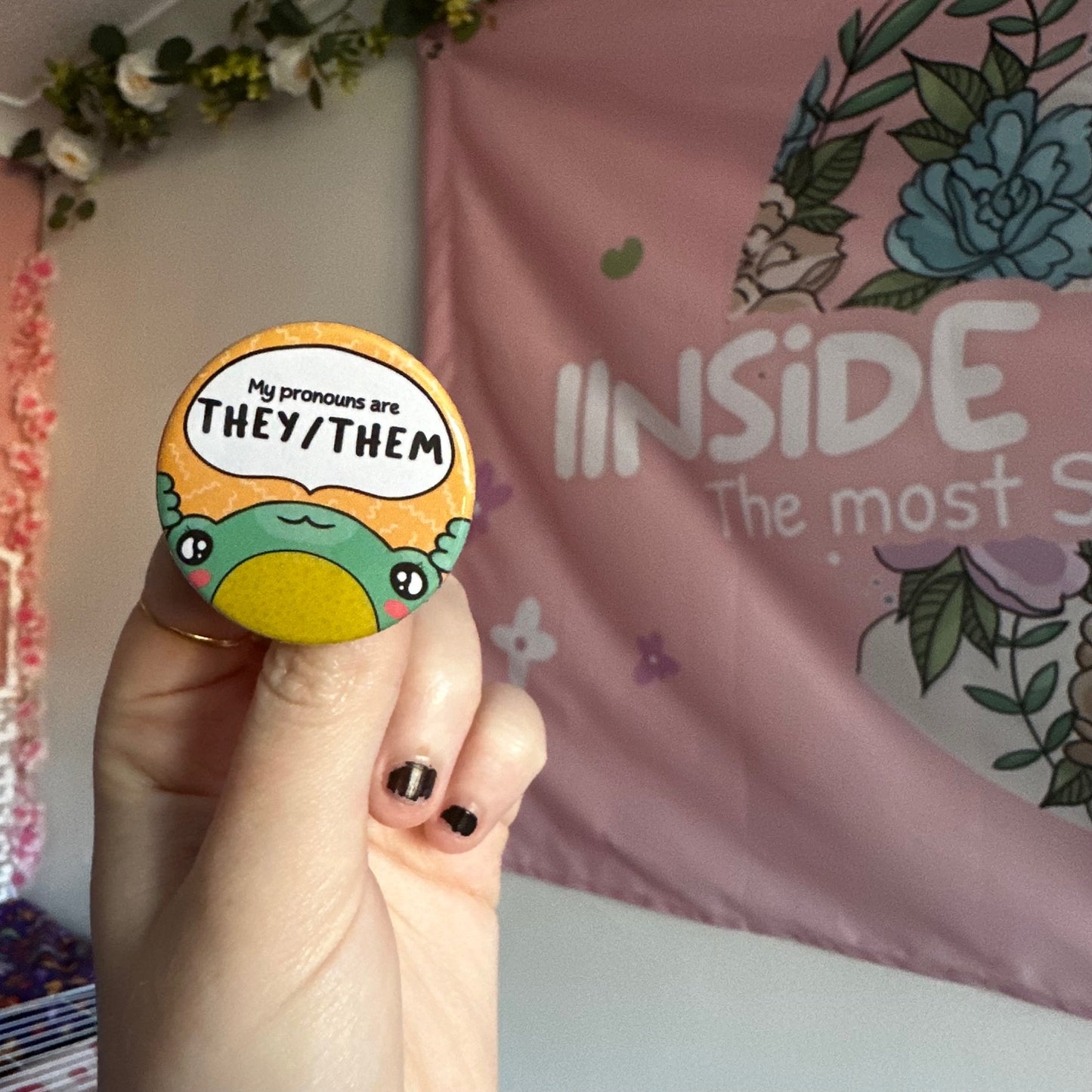 Frog Pronoun Badges